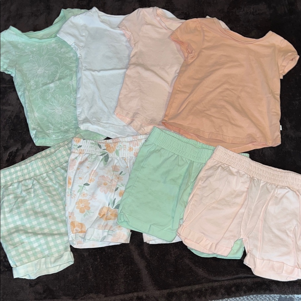 The Honest Company Toddler Girls 3T - Green, Peach, and Cream
